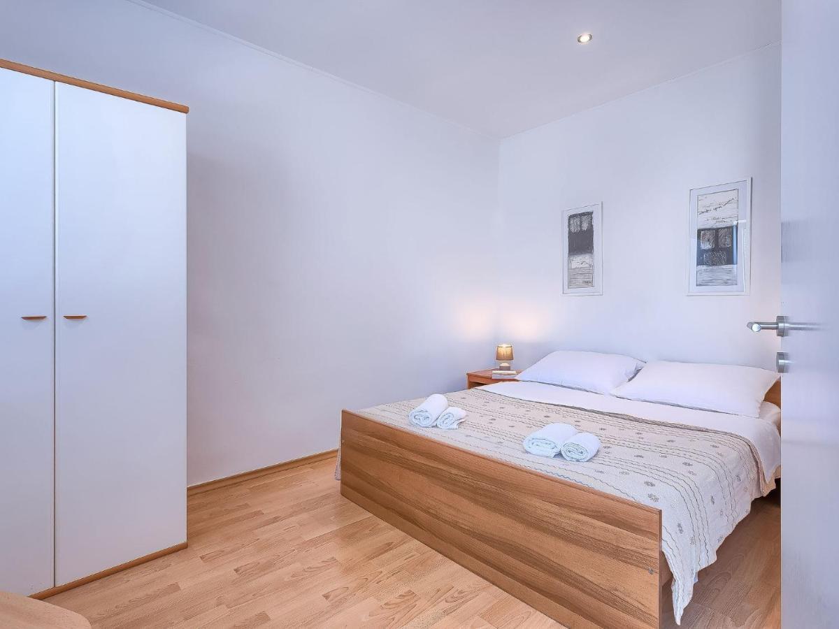 Apartment Nika-5 By Interhome Umag Eksteriør billede